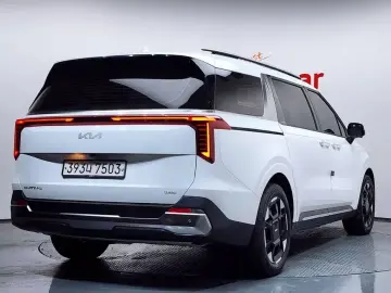 2024 Kia Carnival с пробегом 49 205 км