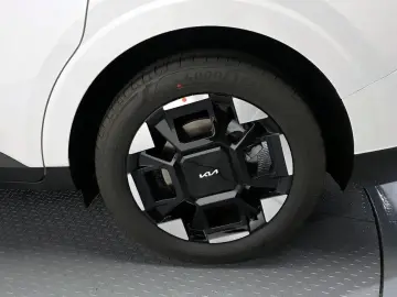 2026 Kia Carnival с пробегом 776 км