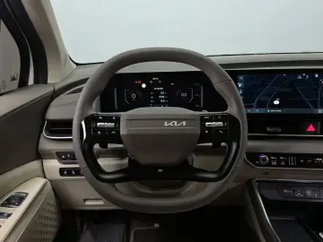 2026 Kia Carnival с пробегом 776 км