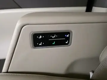 2026 Kia Carnival с пробегом 776 км