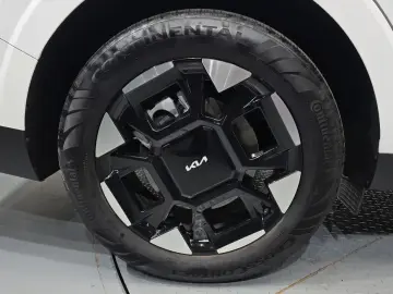 2024 Kia Carnival с пробегом 19 087 км