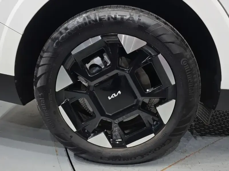 2024 Kia Carnival с пробегом 19 087 км