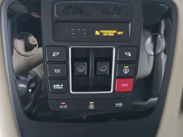 2025 Kia Carnival с пробегом 12 731 км