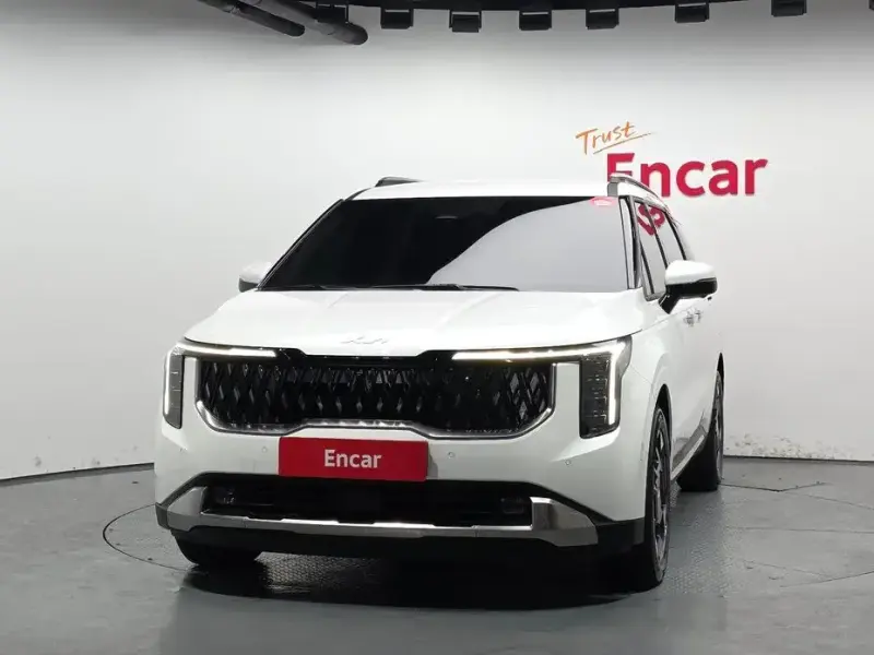2024 Kia Carnival с пробегом 37 443 км