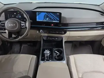 2024 Kia Carnival с пробегом 37 443 км