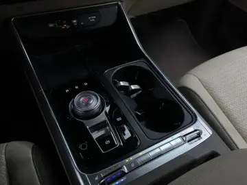 2024 Kia Carnival с пробегом 37 443 км