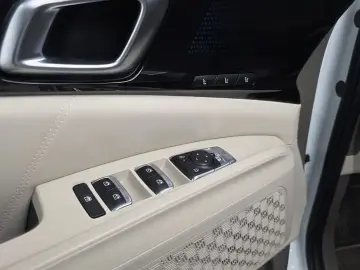 2024 Kia Carnival с пробегом 37 443 км