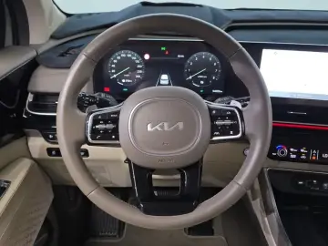 2024 Kia Carnival с пробегом 54 032 км
