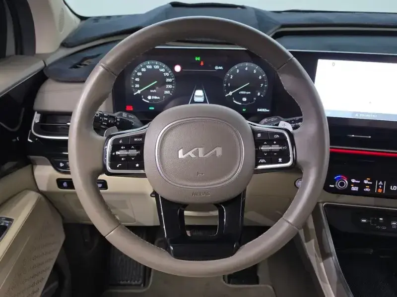 2024 Kia Carnival с пробегом 54 032 км