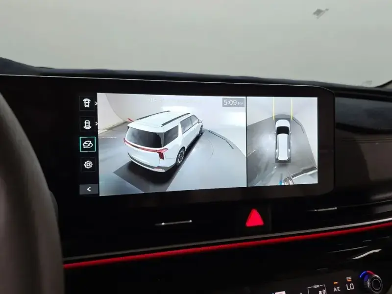 2024 Kia Carnival с пробегом 54 032 км