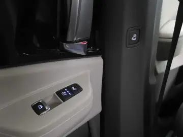 2024 Kia Carnival с пробегом 54 032 км