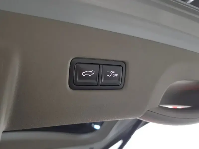 2024 Kia Carnival с пробегом 54 032 км