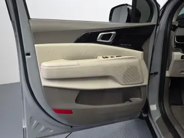 2024 Kia Carnival с пробегом 54 032 км