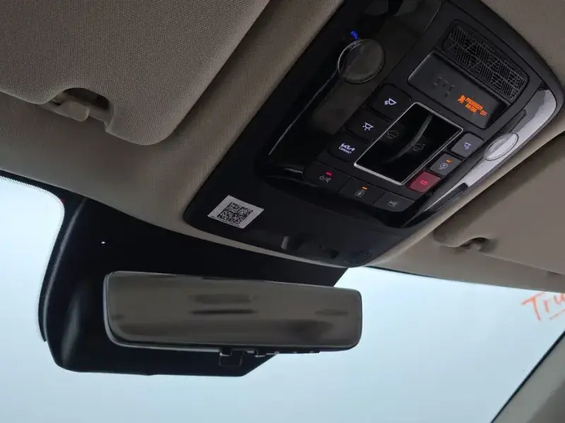 2024 Kia Carnival с пробегом 54 032 км
