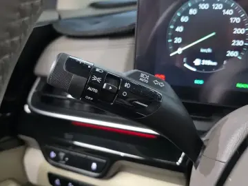 2024 Kia Carnival с пробегом 54 032 км