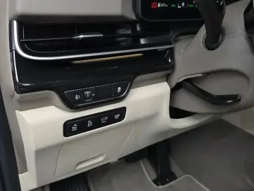 2025 Kia Carnival с пробегом 3 434 км