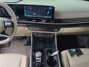 2025 Kia Carnival с пробегом 3 434 км