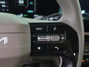2025 Kia Carnival с пробегом 3 434 км