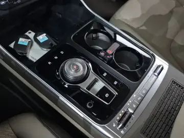 2024 Kia Carnival с пробегом 37 355 км