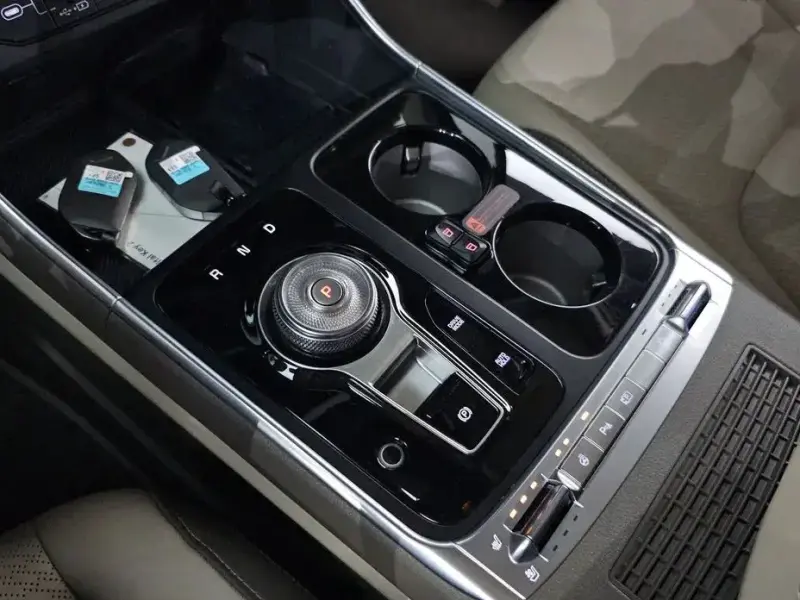 2024 Kia Carnival с пробегом 37 355 км