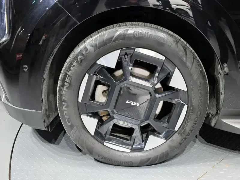 2024 Kia Carnival с пробегом 72 657 км