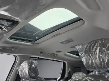 2026 Kia Carnival с пробегом 10 км