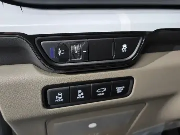 2026 Kia Carnival с пробегом 10 км
