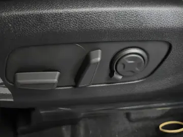 2026 Kia Carnival с пробегом 10 км