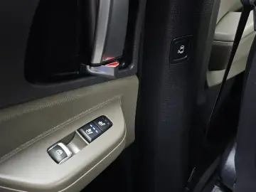 2024 Kia Carnival с пробегом 34 946 км