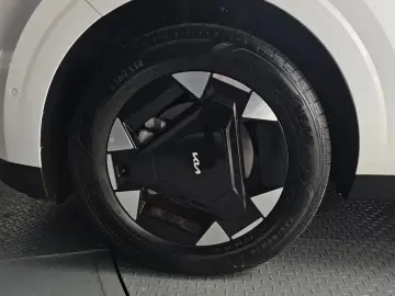 2024 Kia Carnival с пробегом 38 382 км