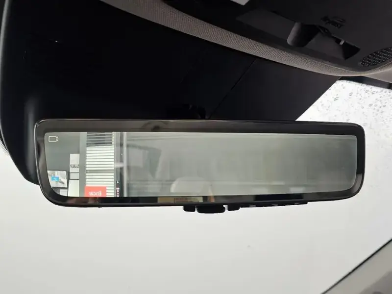 2025 Kia Carnival с пробегом 8 992 км