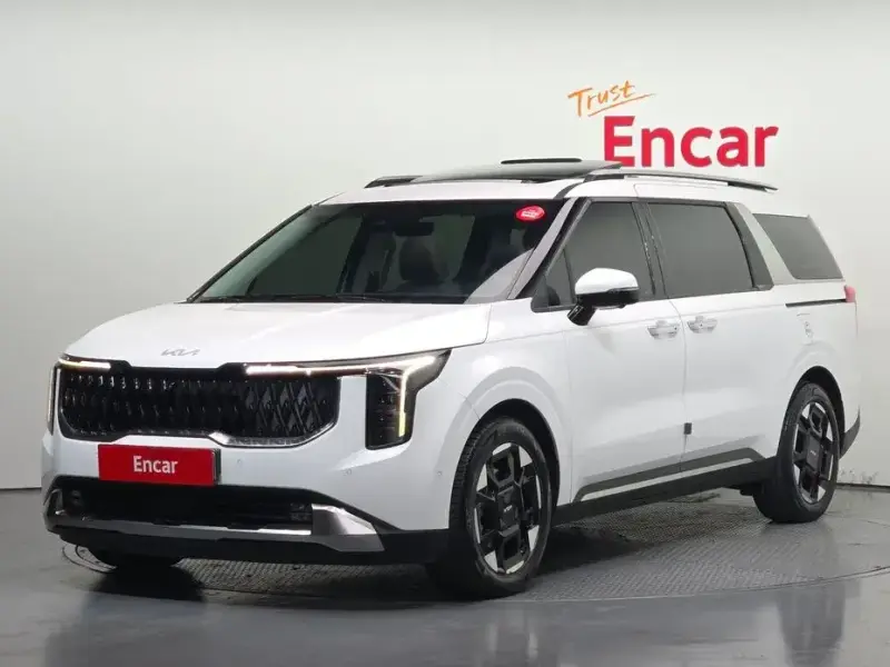 2024 Kia Carnival с пробегом 41 007 км