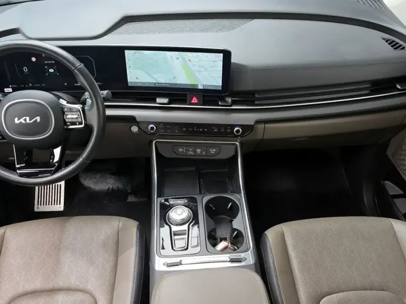 2024 Kia Carnival с пробегом 41 007 км