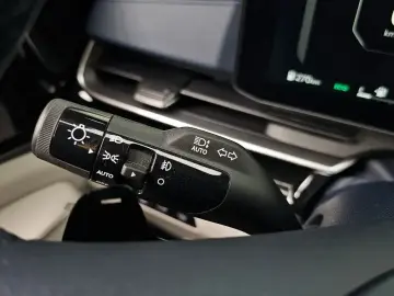 2025 Kia Carnival с пробегом 8 992 км
