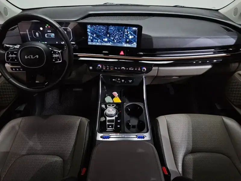 2024 Kia Carnival с пробегом 57 483 км