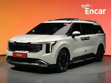 2025 Kia Carnival с пробегом 13 182 км
