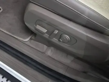 2025 Kia Carnival с пробегом 13 182 км
