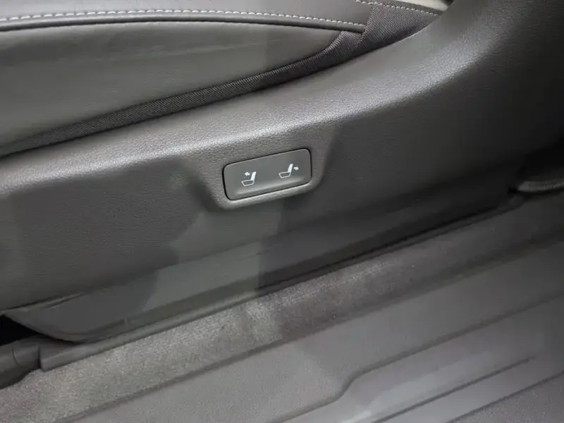 2025 Kia Carnival с пробегом 13 182 км