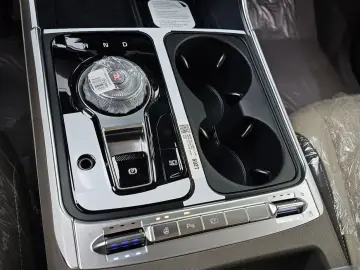2026 Kia Carnival с пробегом 56 км