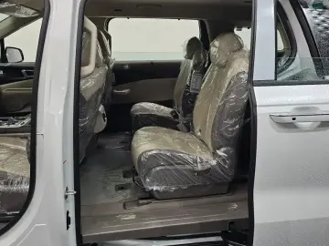 2026 Kia Carnival с пробегом 56 км