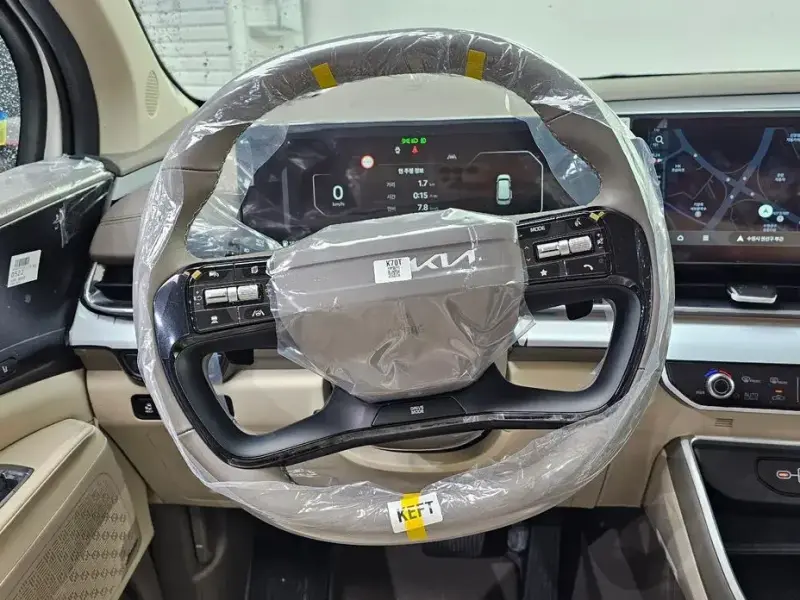 2026 Kia Carnival с пробегом 56 км
