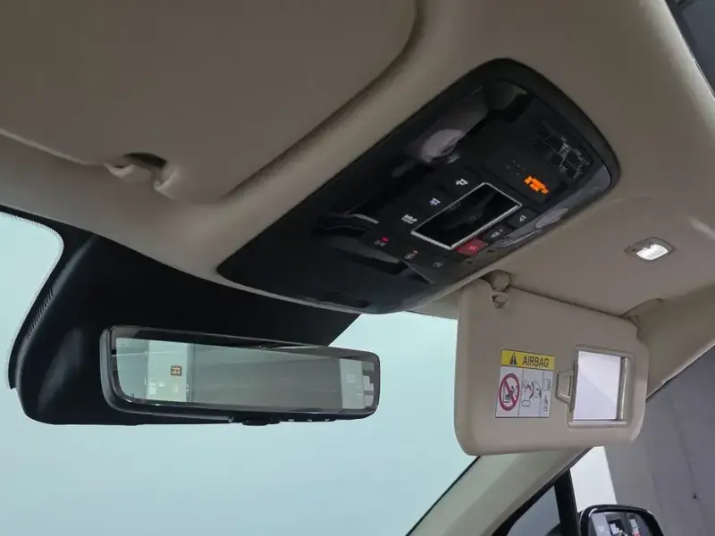 2025 Kia Carnival с пробегом 4 547 км