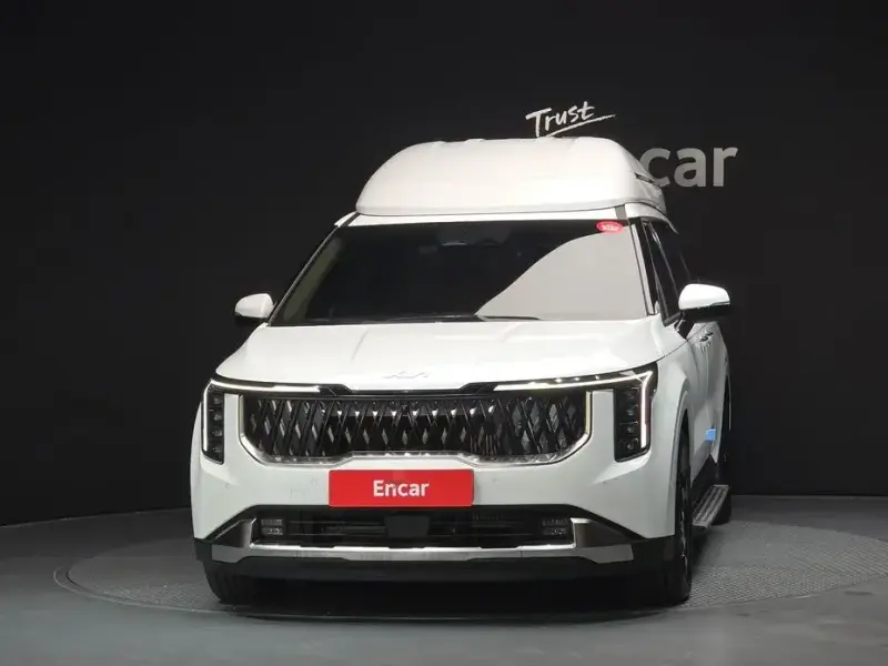 2024 Kia Carnival с пробегом 12 486 км