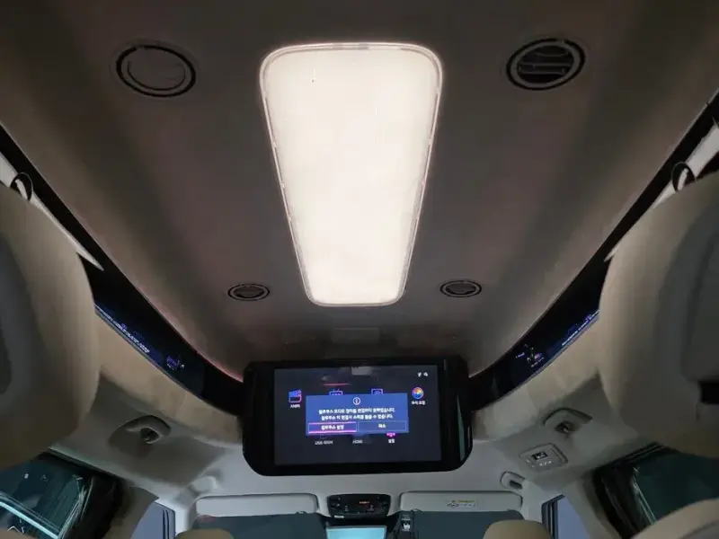2024 Kia Carnival с пробегом 12 486 км