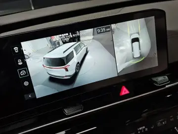 2025 Kia Carnival с пробегом 11 589 км