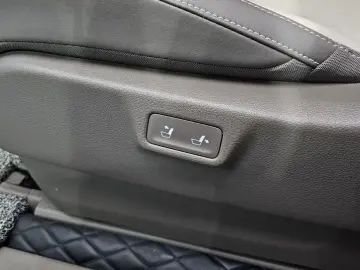 2025 Kia Carnival с пробегом 11 589 км