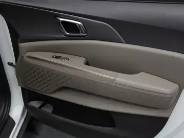 2024 Kia Carnival с пробегом 19 564 км