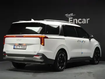 2024 Kia Carnival с пробегом 22 103 км