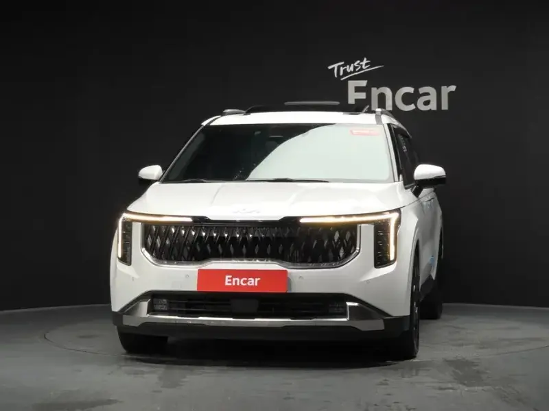 2024 Kia Carnival с пробегом 22 103 км