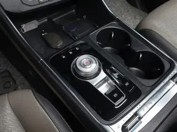 2024 Kia Carnival с пробегом 22 103 км